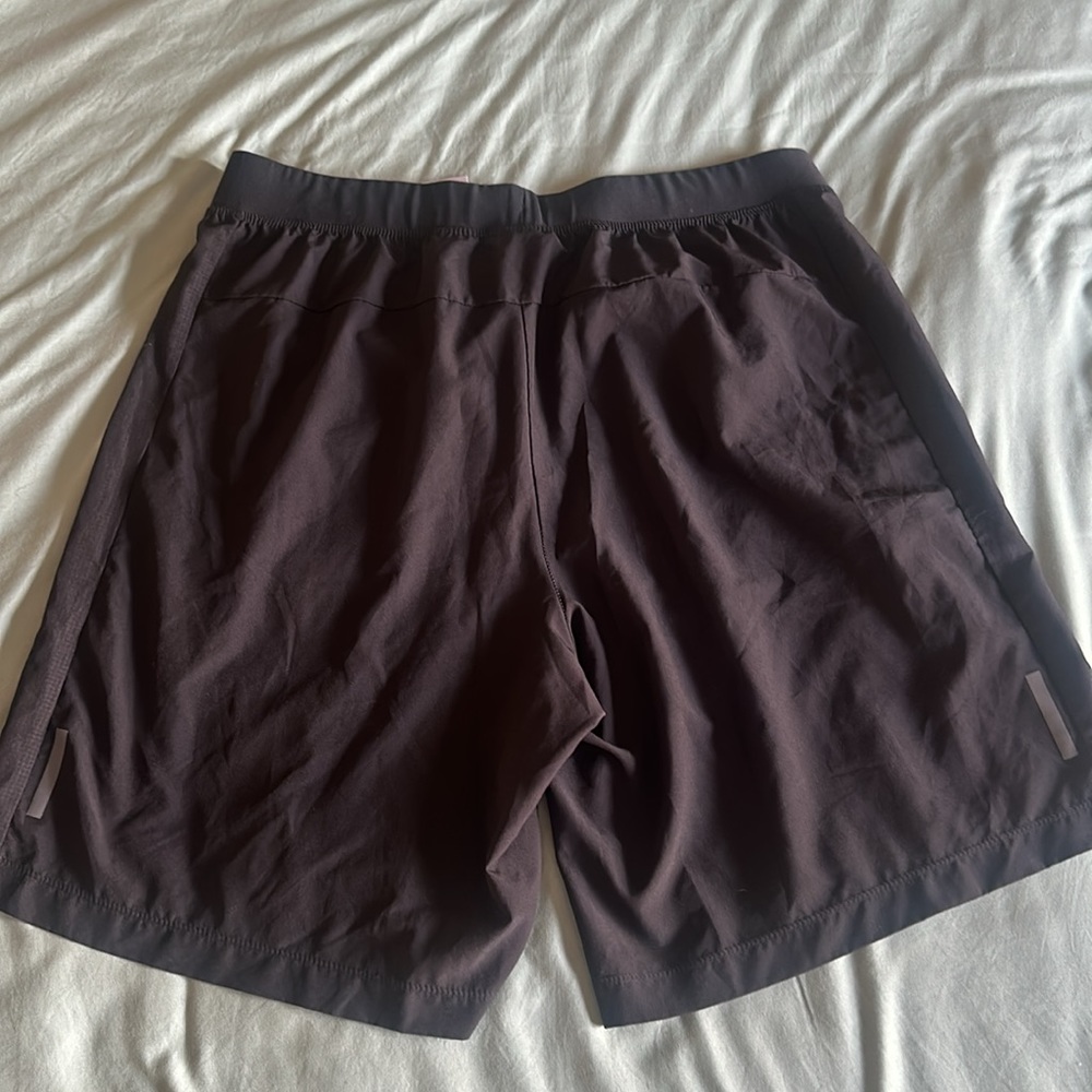 Asics Running Shorts - Picture 3 of 3